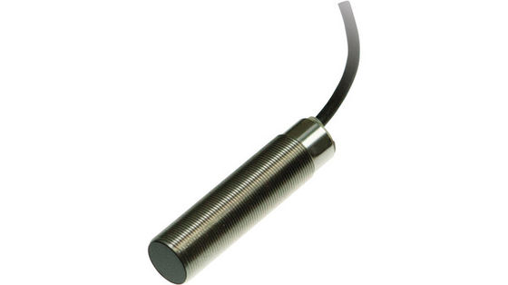Sensor capacitivo de 8 mm para detección precisa