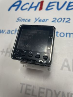 Controlador de temperatura digital Omron E5CD-CX2A6M-000kg Original con producto sellado No BSW000R