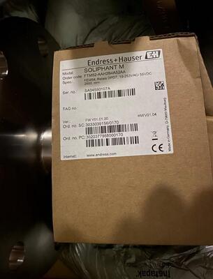 Endress Hauser FTM52-AAH2B4A32AA Transmisor de nivel magnetostrictivo de alta precisión para el control de procesos industriales