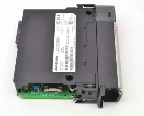 1756-OA16 Allen Bradley ControlLogix Modulo de D/O de 16 puntos 120-140 Voltios CA