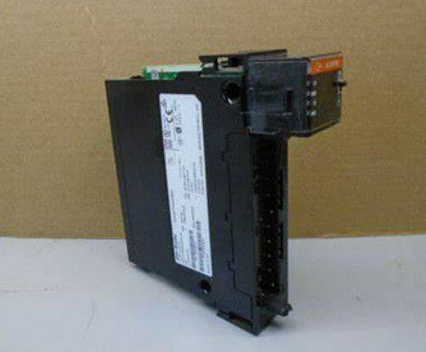 1756-OA16 Allen Bradley ControlLogix Modulo de D/O de 16 puntos 120-140 Voltios CA