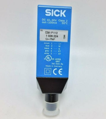 SICK CS81-P1112 Sensores de color CS8 Conector masculino M12 de 5 pines 30.4 mm x 80 mm x 53 mm