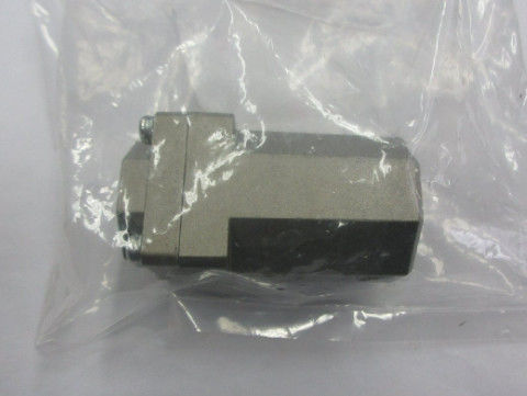 SMC AK4000-04 AK Válvula de control Temperatura ambiente y del fluido de 5 a 60 °C Sin congelación