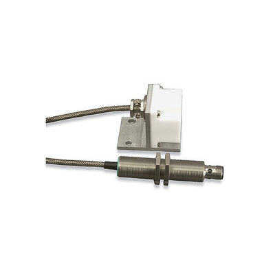 PEPPERL FUCHS Sensor de inducción NCN25-F35-A2-250-V1 Adecuado para cadenas de arrastre y resistente a la abrasión