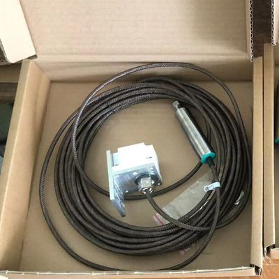 PEPPERL FUCHS Sensor de inducción NCN25-F35-A2-250-V1 Adecuado para cadenas de arrastre y resistente a la abrasión