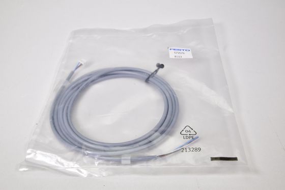 Cable de conexión de Festo NEBS-L1G4-K-2.5-LE4 con portaetiquetas