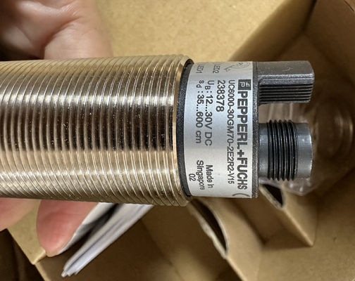 P&F UC6000-30GM70-2E2R2-V15 Sensor ultrasónico