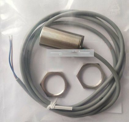Siemens 3RG4014-0CD00 Interruptor de inducción con protección contra la entrada IP66/67 y un alcance máximo de medición de 1300 mbar 522 inH2O