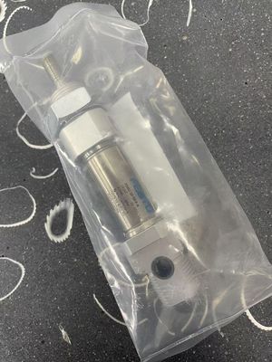 Cilindro ISO Festo DSNU-20-10-P-A