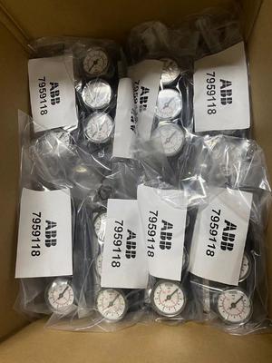 Posicionador de válvula ABB 7959118 con salida analógica programable de 4 a 20 mA Temperatura ambiente 0-70°C