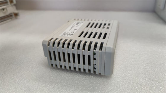 Módulo de salida analógica ABB AO810V2