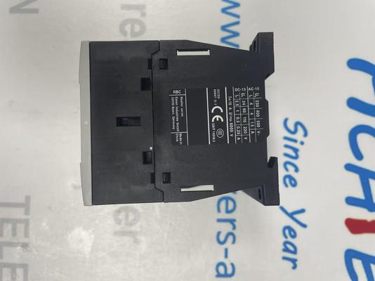 Relé de control IEC Eaton XTRE10BC22, longitud del cable de 2,5 m, diseño de cable de 4 x 0,17 mm2 para un control preciso