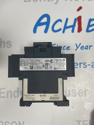 Contactor IEC de Schneider LC1D093BD