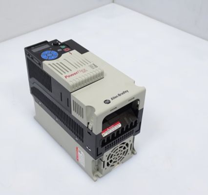 Variador de frecuencia ajustable Allen-Bradley 25B-D017N114 con rango de salida ± 10V 0…20 mA, velocidad del procesador de 1.4 GHz