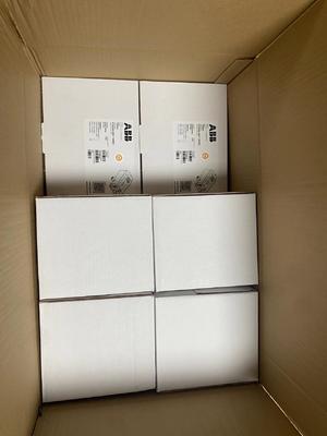 Válvula de posicionamiento ABB V18345 con salida de 4-20mA con clasificación IP67