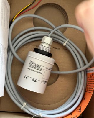 Sensor de nivel ultrasónico Endress Hauser FDU91-RG1AA