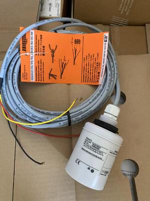 Endress Hauser FDU91 - RG2AA es una sonda de nivel ultrasónico