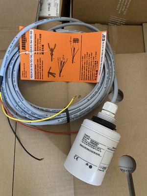 Endress Hauser FDU91 - RG2AA es una sonda de nivel ultrasónico