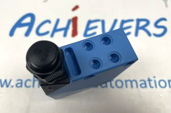 Sensor fotoeléctrico compacto de alto rendimiento SICK WT34-V210