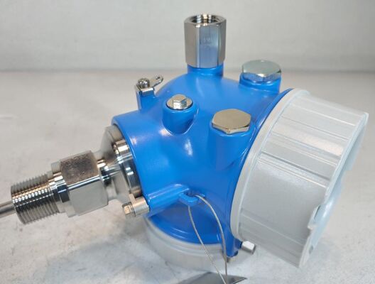 Transmisor de nivel de radar guiado Endress Hauser FMP51-PRRQ5/0