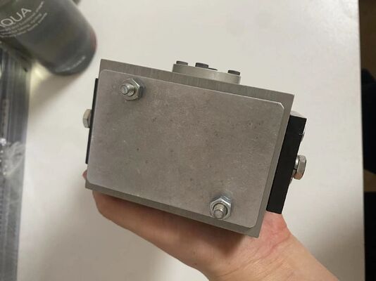Válvula servo electrohidráulica MOOG G631-3014B-5