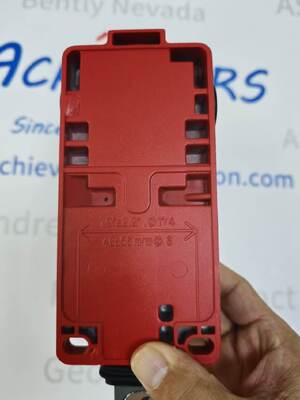 Interruptor de parada de emergencia de tracción por cable XY2CH13150H7