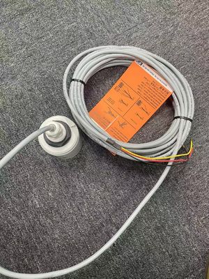 Sensor ultrasónico Endress Hauser FDU91-RGZAA para medición de nivel y flujo para conexión a FMU9x