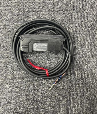 Sensor digital de fibra óptica KEYENCE FS-N11P con tipo de cable de unidad principal de salida PNP