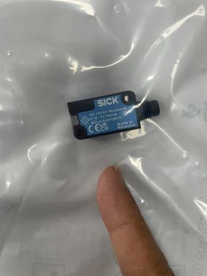 SICK MQ10-60APSKTO Sensores magnéticos NPN con salida de conmutación y clase de protección III para aplicaciones