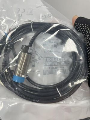 Optimice sus procesos industriales con el sensor de interruptor de proximidad SICK IM18-08NNS-ZW1 M30 x 1,5 tamaño de hilo